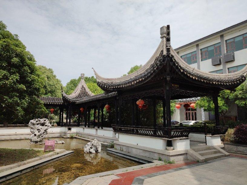 虫虫助手下载